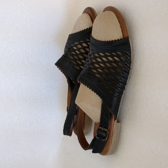 Bueno Black and Brown Women's Sandals - Picture 2 of 6